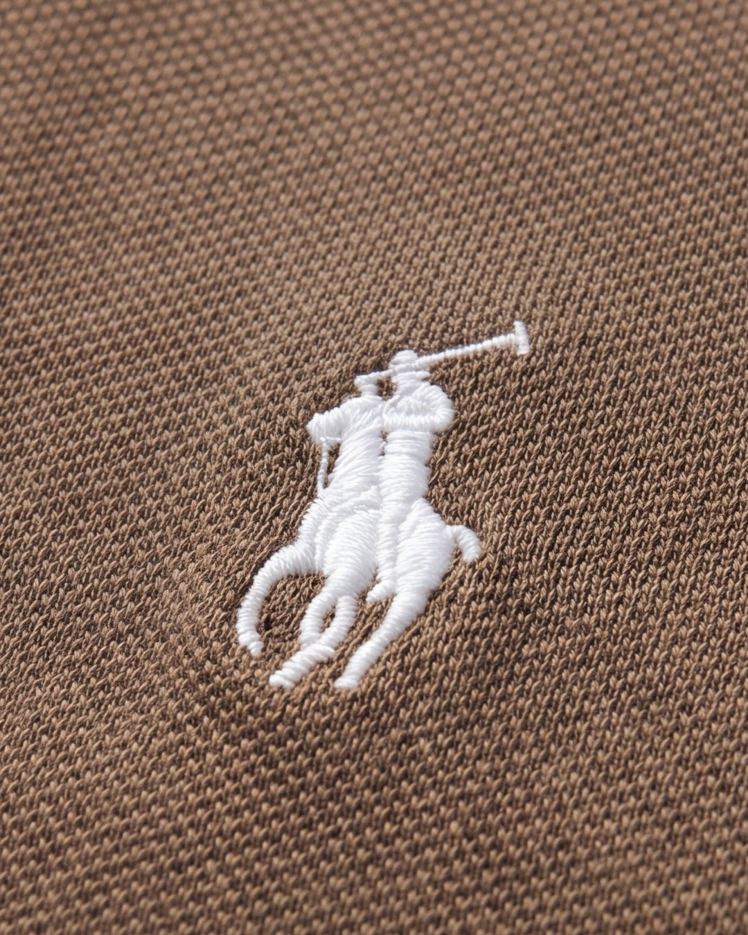 חולצת פולו בד פיקה חום ב׳ז לוגו לבן Polo Ralph Lauren