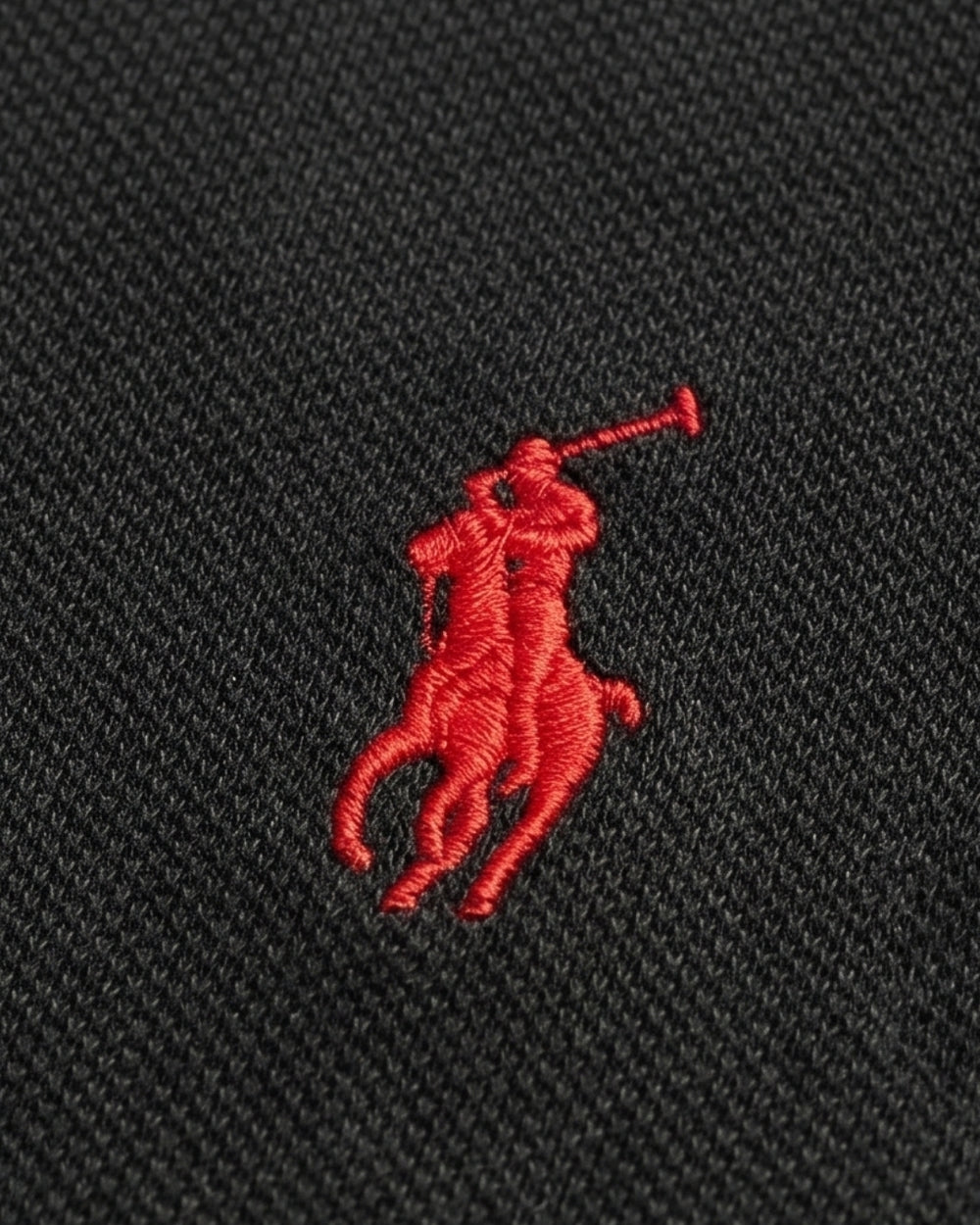 חולצת פולו שחורה לוגו אדום Polo Ralph Lauren