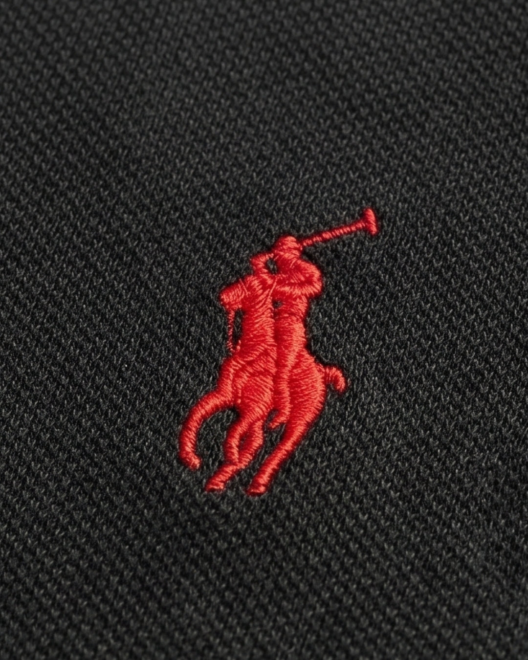 חולצת פולו שחורה לוגו אדום Polo Ralph Lauren