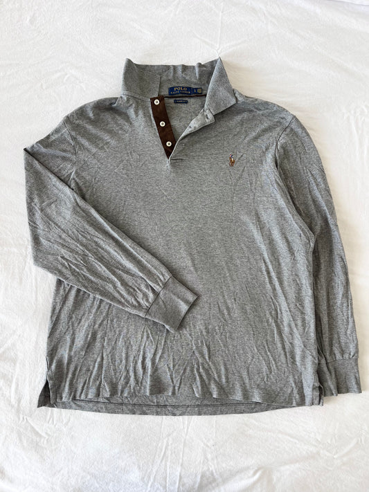 Gray long sleeve shirt